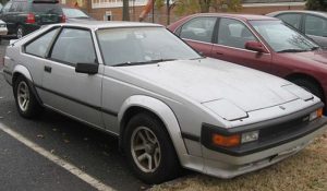 Toyota generasi kedua dihadirkan pada tahun 1981 silam